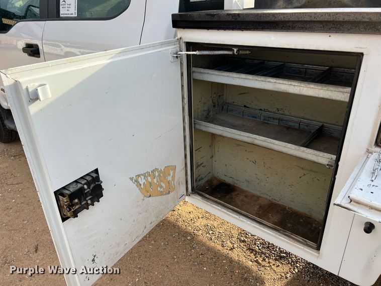 image for item DN5204 2019 Ford  F350 Super Duty  Crew Cab utility bed pickup truck