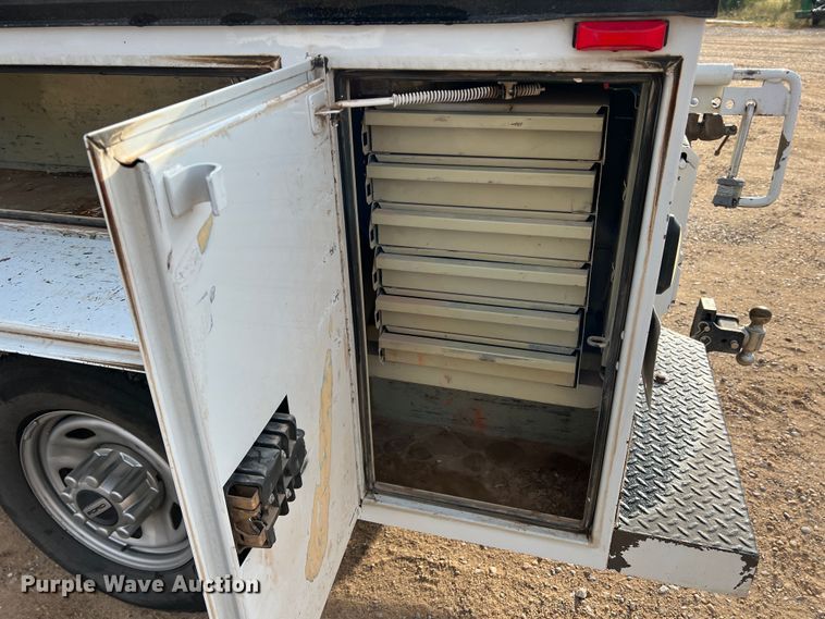 image for item DN5204 2019 Ford  F350 Super Duty  Crew Cab utility bed pickup truck