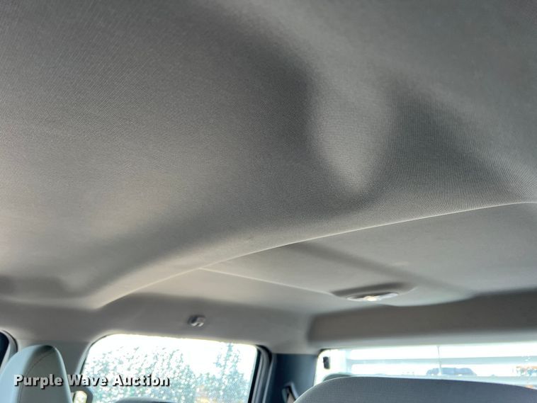 image for item DN5204 2019 Ford  F350 Super Duty  Crew Cab utility bed pickup truck