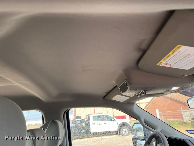 image for item DN5204 2019 Ford  F350 Super Duty  Crew Cab utility bed pickup truck