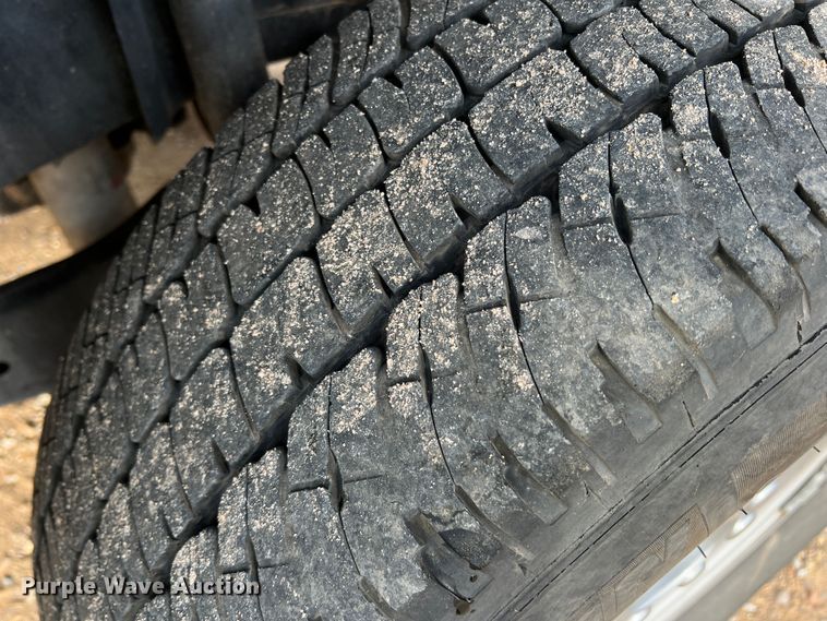 image for item DN5204 2019 Ford  F350 Super Duty  Crew Cab utility bed pickup truck