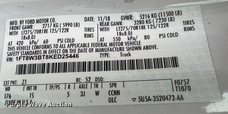 image for item DN5204 2019 Ford  F350 Super Duty  Crew Cab utility bed pickup truck