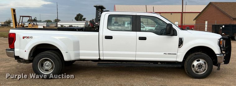 image for item DN5206 2021 Ford F350 Super Duty  Crew Cab pickup truck