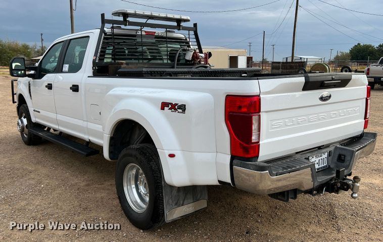 image for item DN5206 2021 Ford F350 Super Duty  Crew Cab pickup truck