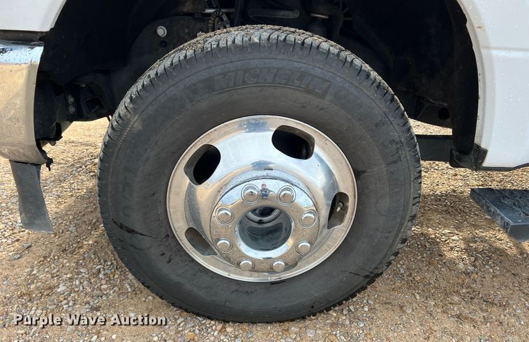 image for item DN5206 2021 Ford F350 Super Duty  Crew Cab pickup truck