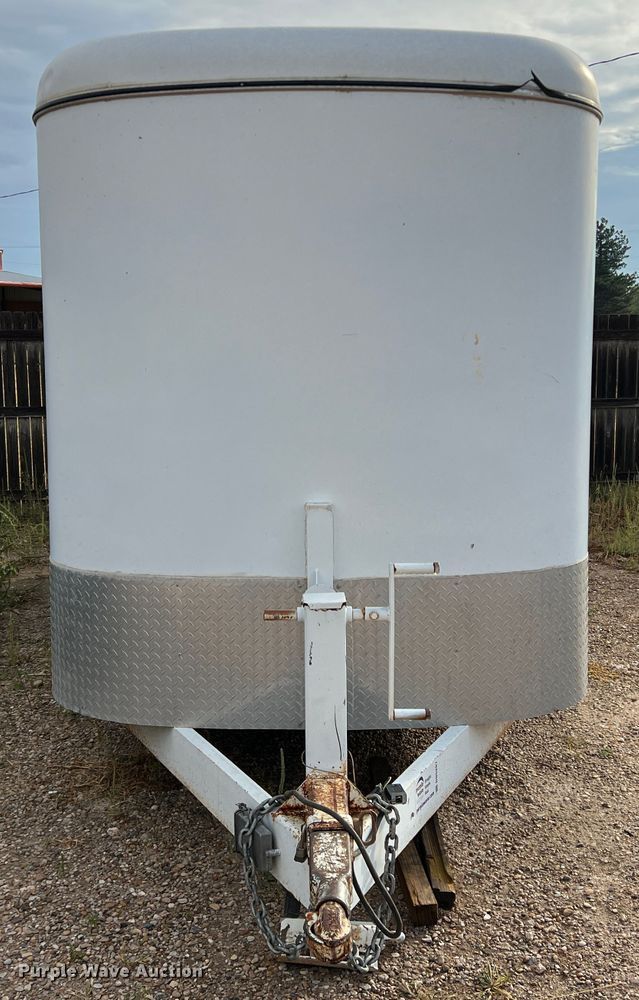 image for item DN5207 1995 CM  enclosed cargo trailer