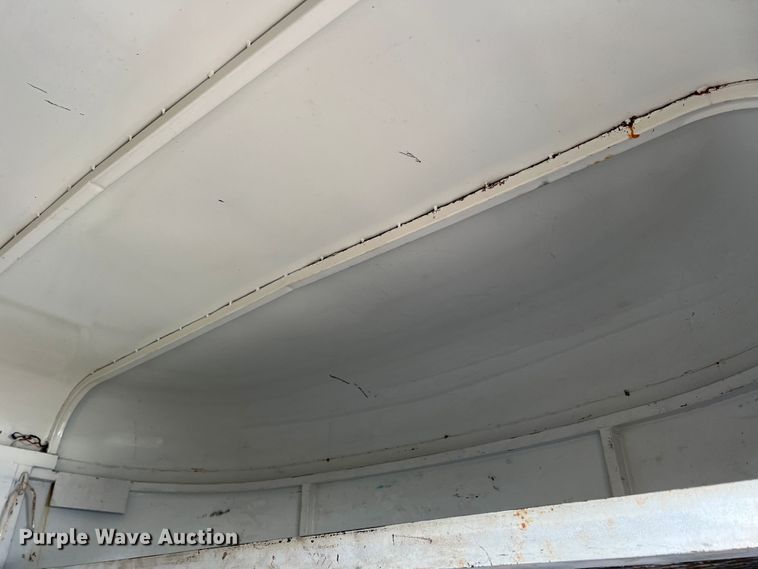 image for item DN5207 1995 CM  enclosed cargo trailer