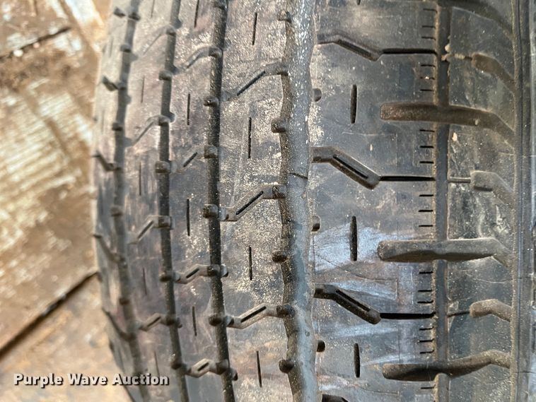 image for item DN5207 1995 CM  enclosed cargo trailer