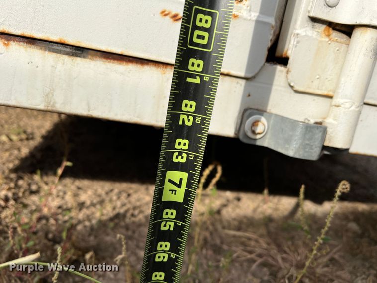 image for item DN5207 1995 CM  enclosed cargo trailer