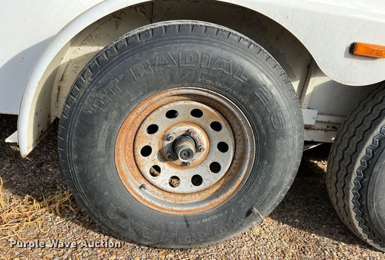 image for item DN5207 1995 CM  enclosed cargo trailer