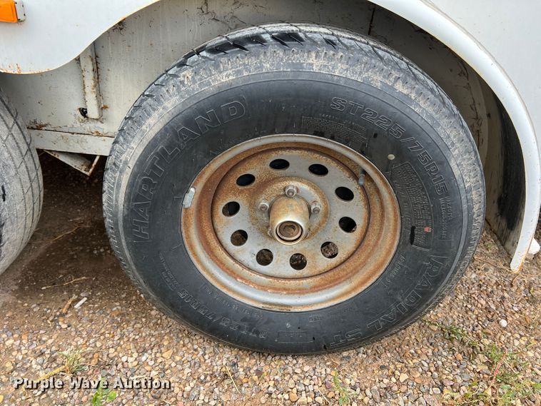 image for item DN5207 1995 CM  enclosed cargo trailer