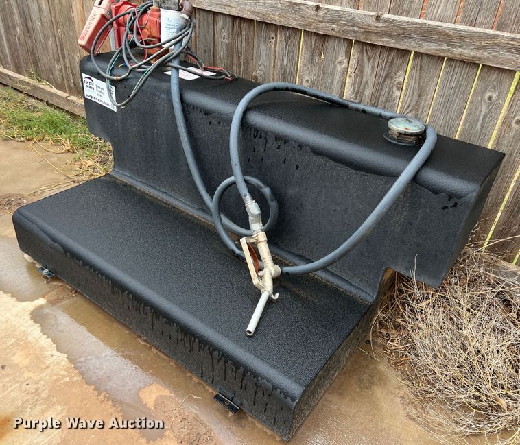 image for item DN5229 L-shaped auxiliary fuel tank