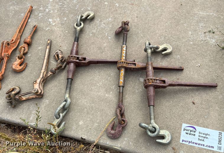 image for item DN5238 Chains and boomers