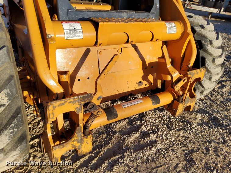 image for item DN6878 2005 Case 450  skid steer loader