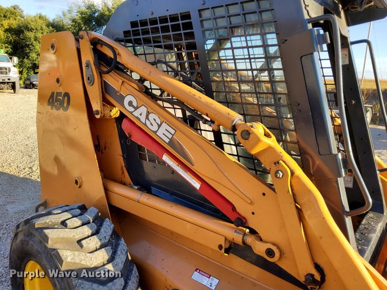 image for item DN6878 2005 Case 450  skid steer loader