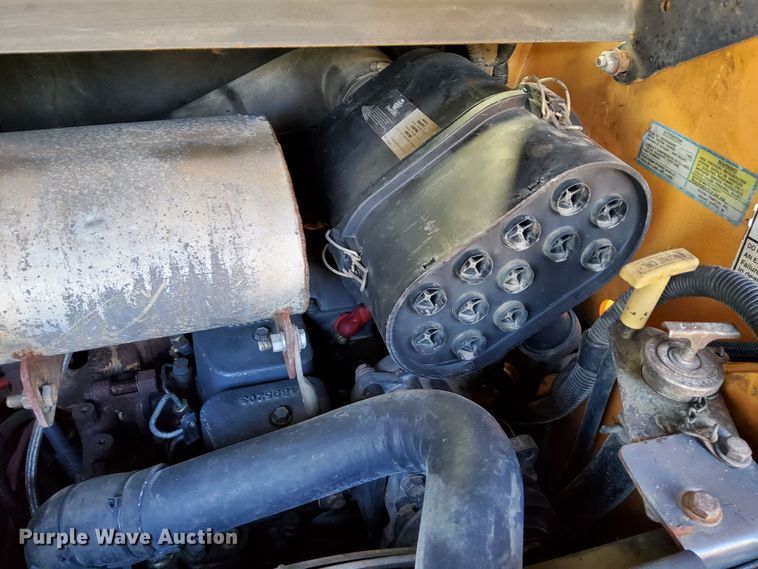 image for item DN6878 2005 Case 450  skid steer loader