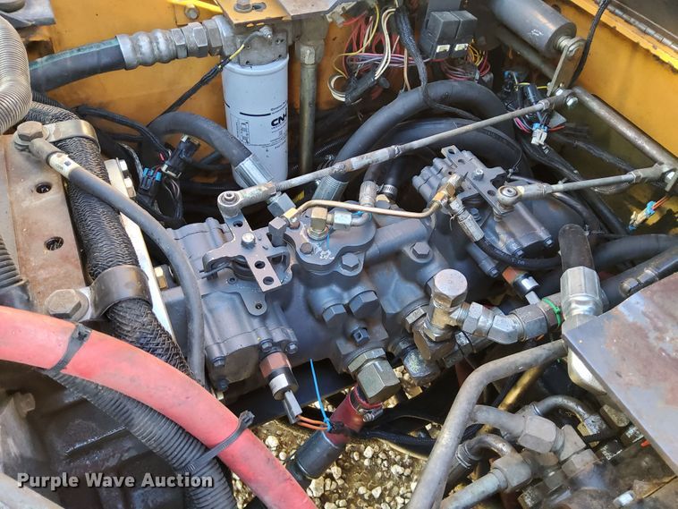 image for item DN6878 2005 Case 450  skid steer loader