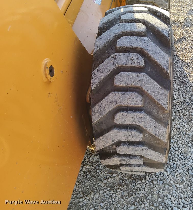 image for item DN6878 2005 Case 450  skid steer loader