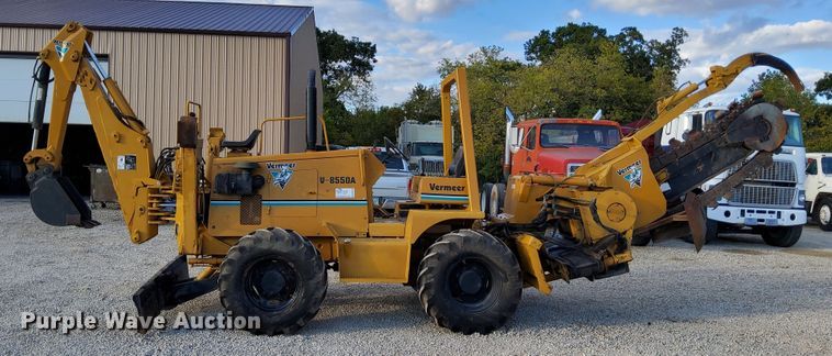 image for item DN6879 1999 Vermeer V8550A  trencher