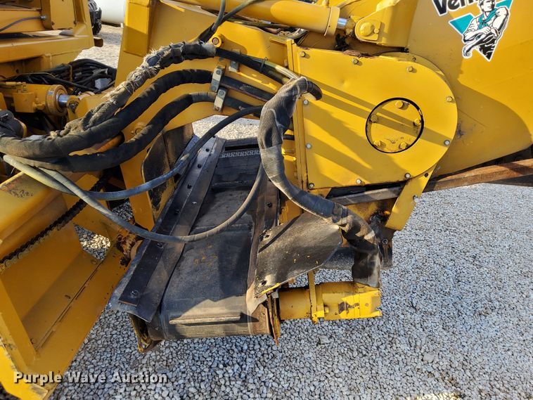 image for item DN6879 1999 Vermeer V8550A  trencher