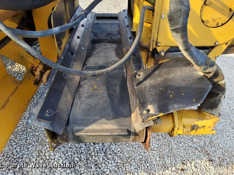 image for item DN6879 1999 Vermeer V8550A  trencher