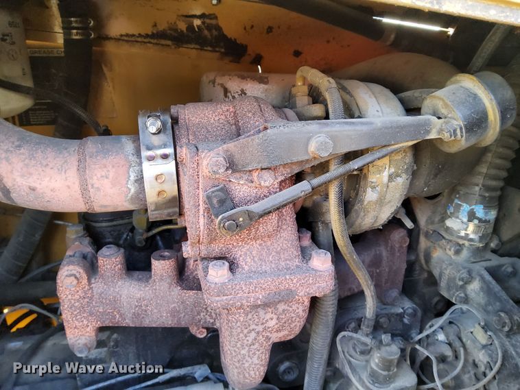 image for item DN6879 1999 Vermeer V8550A  trencher