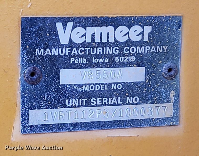image for item DN6879 1999 Vermeer V8550A  trencher