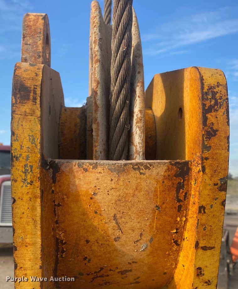 image for item DN8003 1972 American 5299  crane