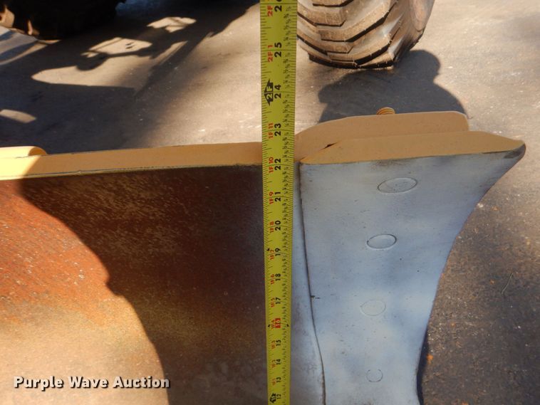 image for item DO1608 John Deere 770A  motor grader