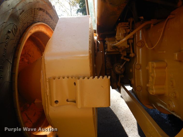 image for item DO1608 John Deere 770A  motor grader