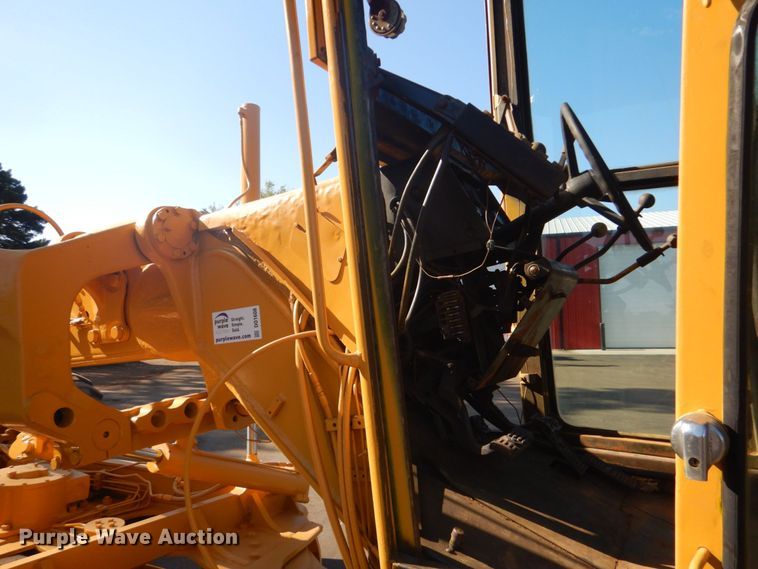 image for item DO1608 John Deere 770A  motor grader