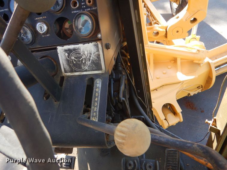 image for item DO1608 John Deere 770A  motor grader