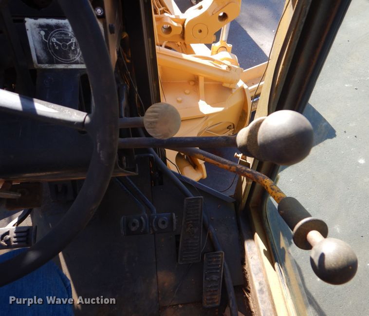 image for item DO1608 John Deere 770A  motor grader