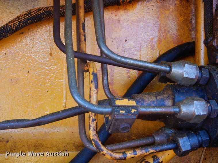 image for item DO1608 John Deere 770A  motor grader