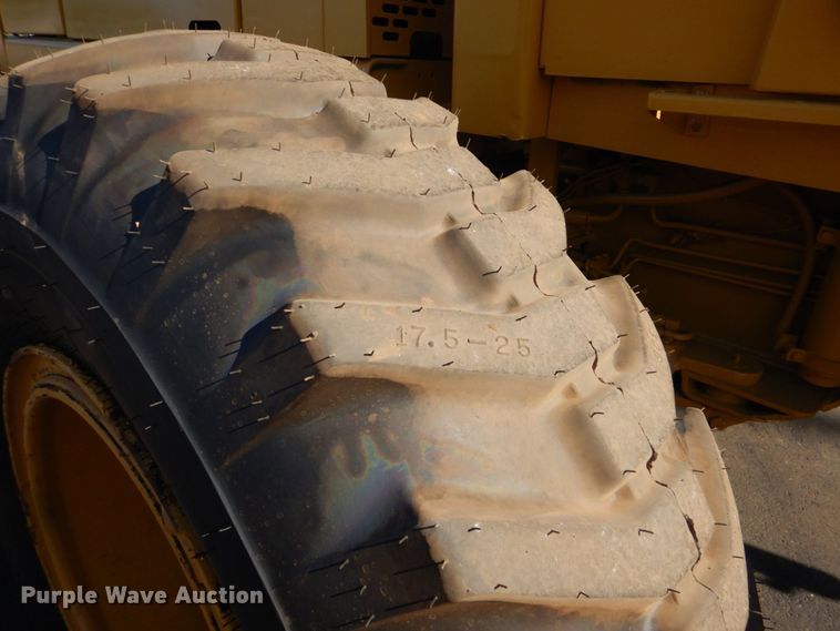 image for item DO1608 John Deere 770A  motor grader