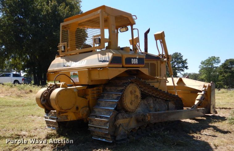 image for item DO1614 1999 Caterpillar D6R  dozer