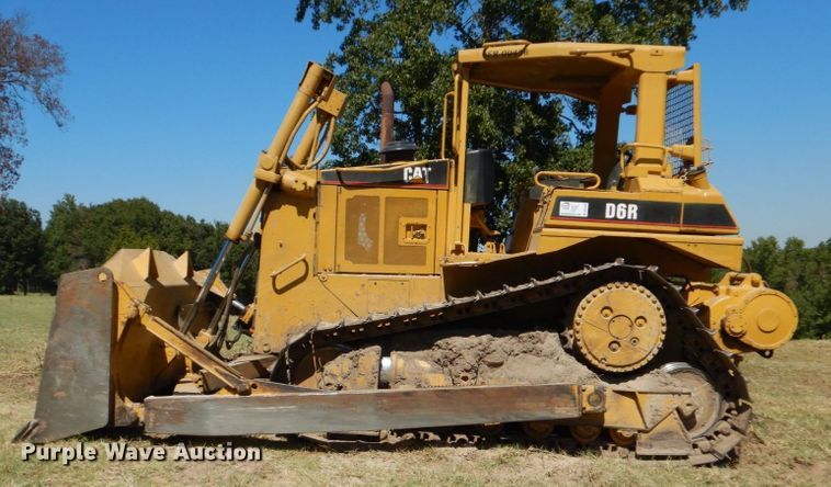 image for item DO1614 1999 Caterpillar D6R  dozer