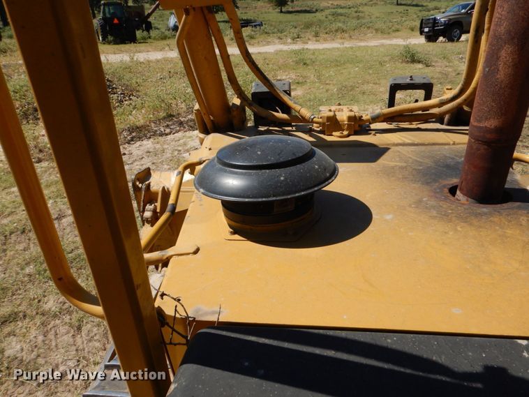 image for item DO1614 1999 Caterpillar D6R  dozer