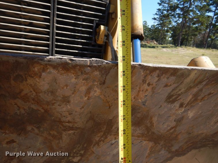 image for item DO1614 1999 Caterpillar D6R  dozer