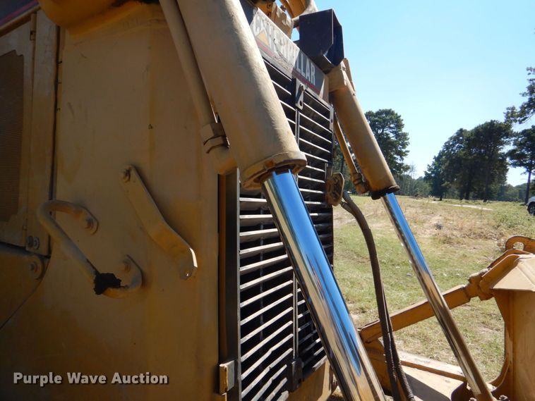 image for item DO1614 1999 Caterpillar D6R  dozer