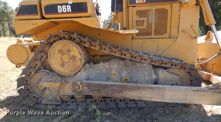 image for item DO1614 1999 Caterpillar D6R  dozer