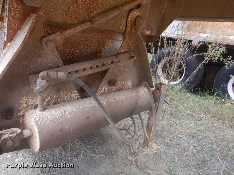 image for item DO1623 1994 CPS  bottom dump trailer