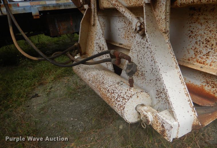 image for item DO1623 1994 CPS  bottom dump trailer