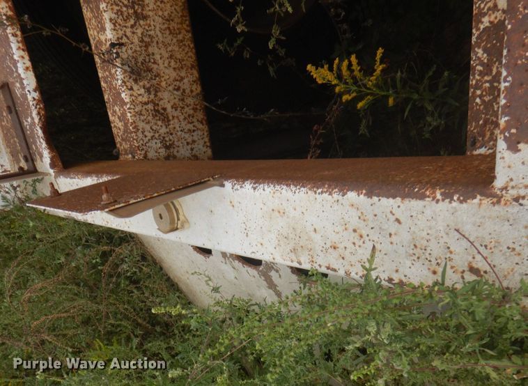 image for item DO1623 1994 CPS  bottom dump trailer