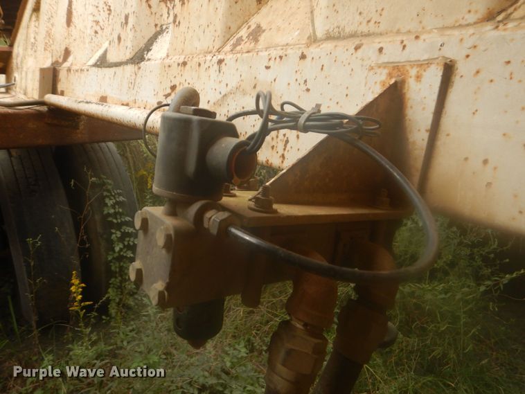 image for item DO1623 1994 CPS  bottom dump trailer