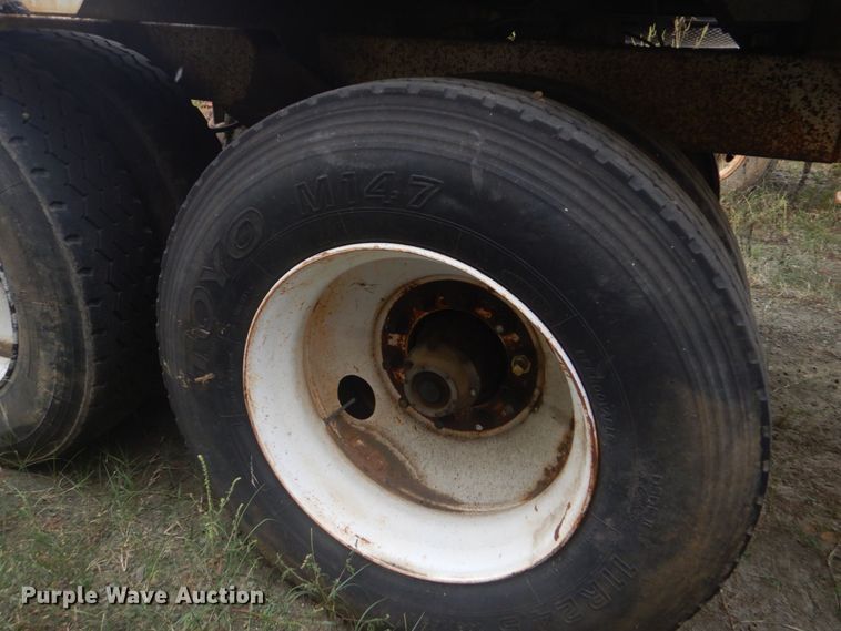 image for item DO1624 1994 CPS  bottom dump trailer