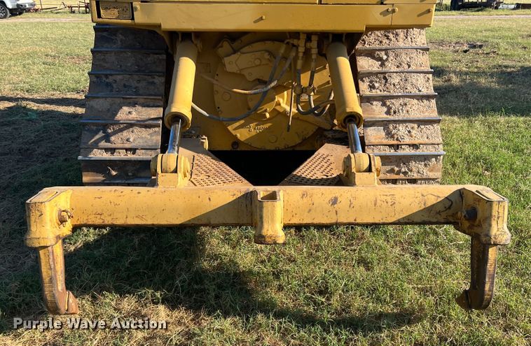 image for item DO8769 1989 Caterpillar D4H  dozer
