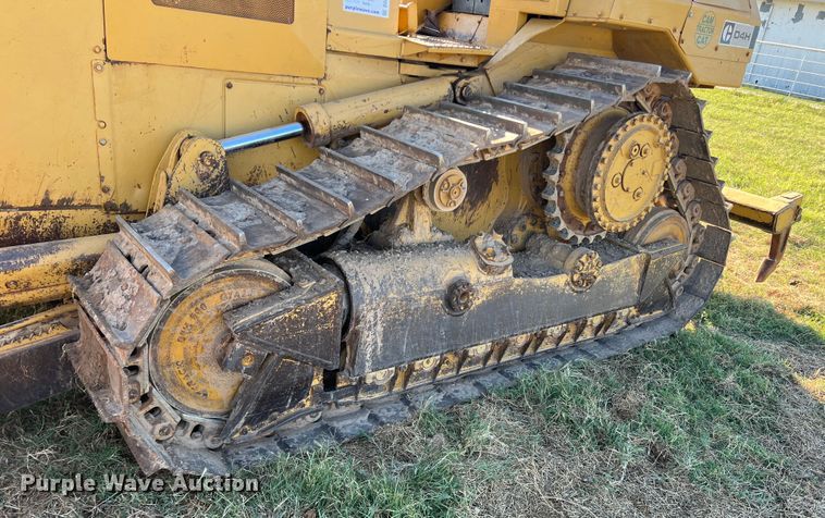 image for item DO8769 1989 Caterpillar D4H  dozer