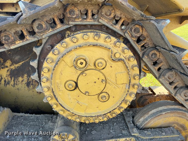 image for item DO8769 1989 Caterpillar D4H  dozer