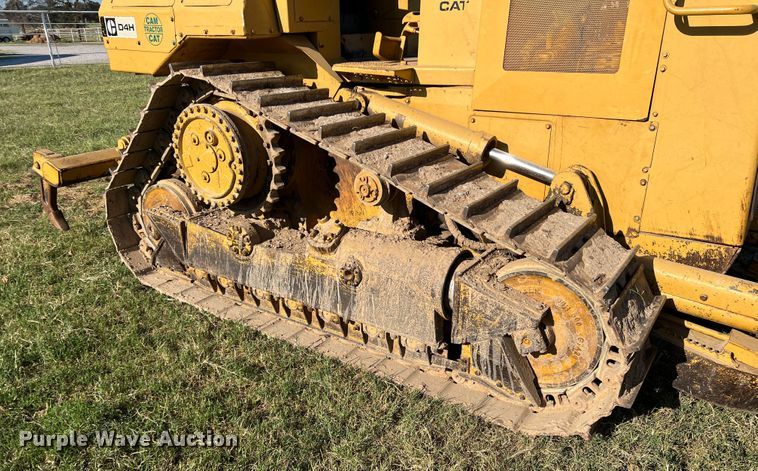 image for item DO8769 1989 Caterpillar D4H  dozer